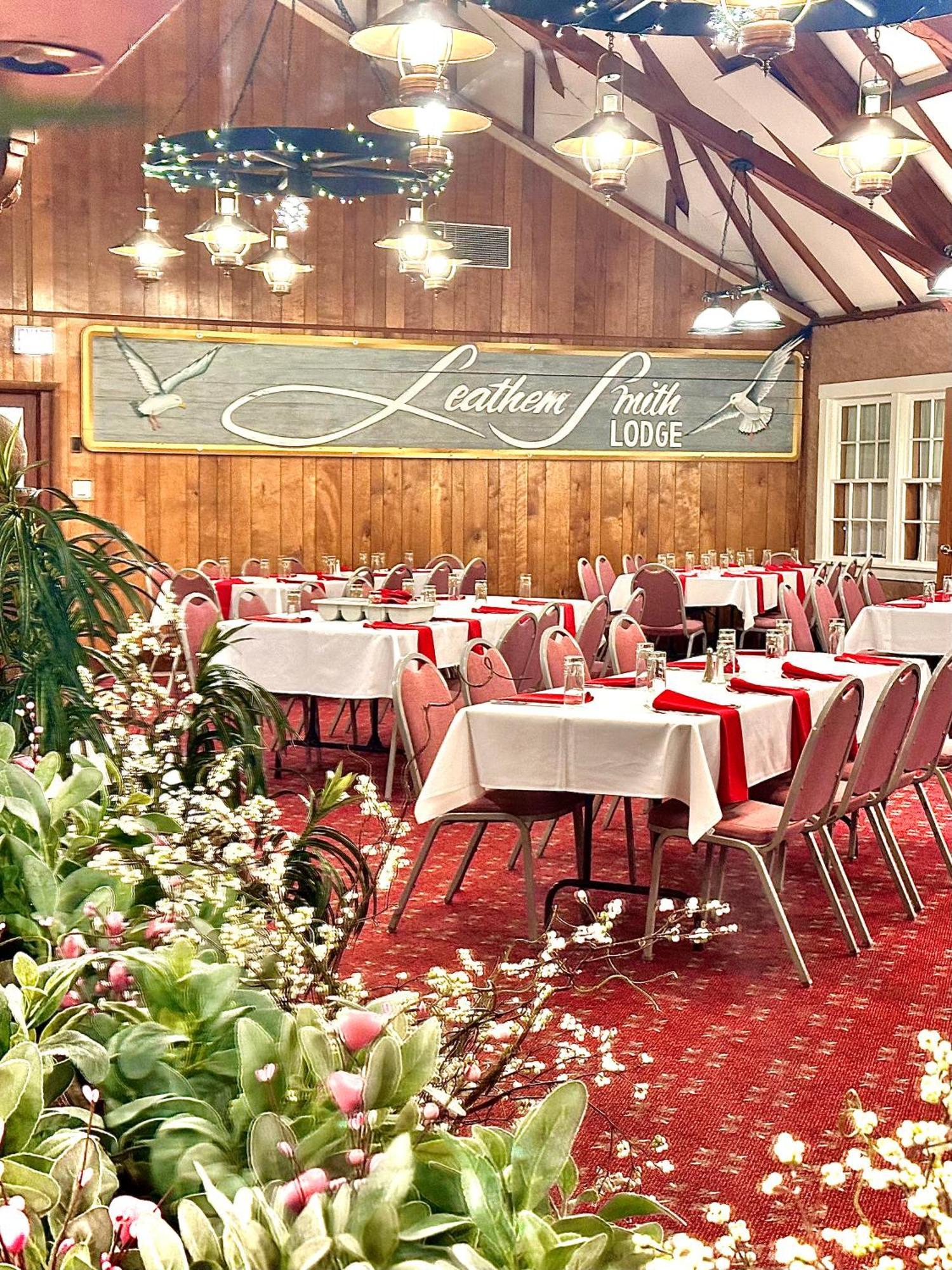 סטורג'און ביי The Lodge At Leathem Smith מראה חיצוני תמונה